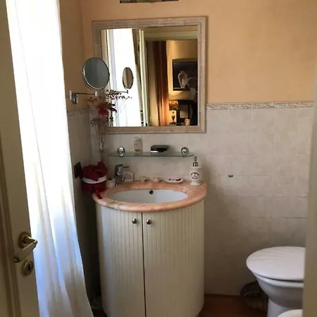 Stanza Lusso Cagliari